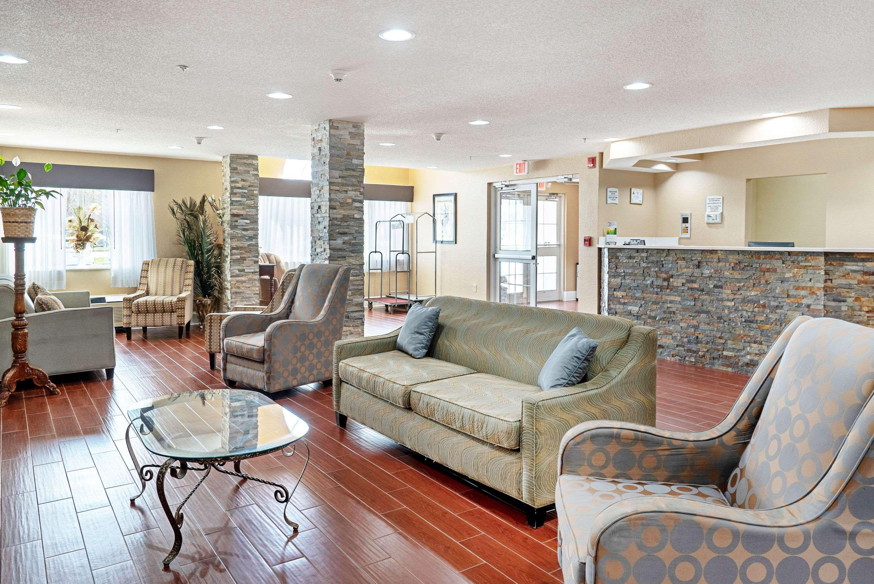 Quality Inn & Suites Robbinsville Exterior photo